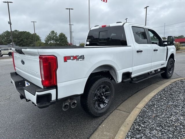 2026 Ford F-350 Super Duty XL - Photo 10