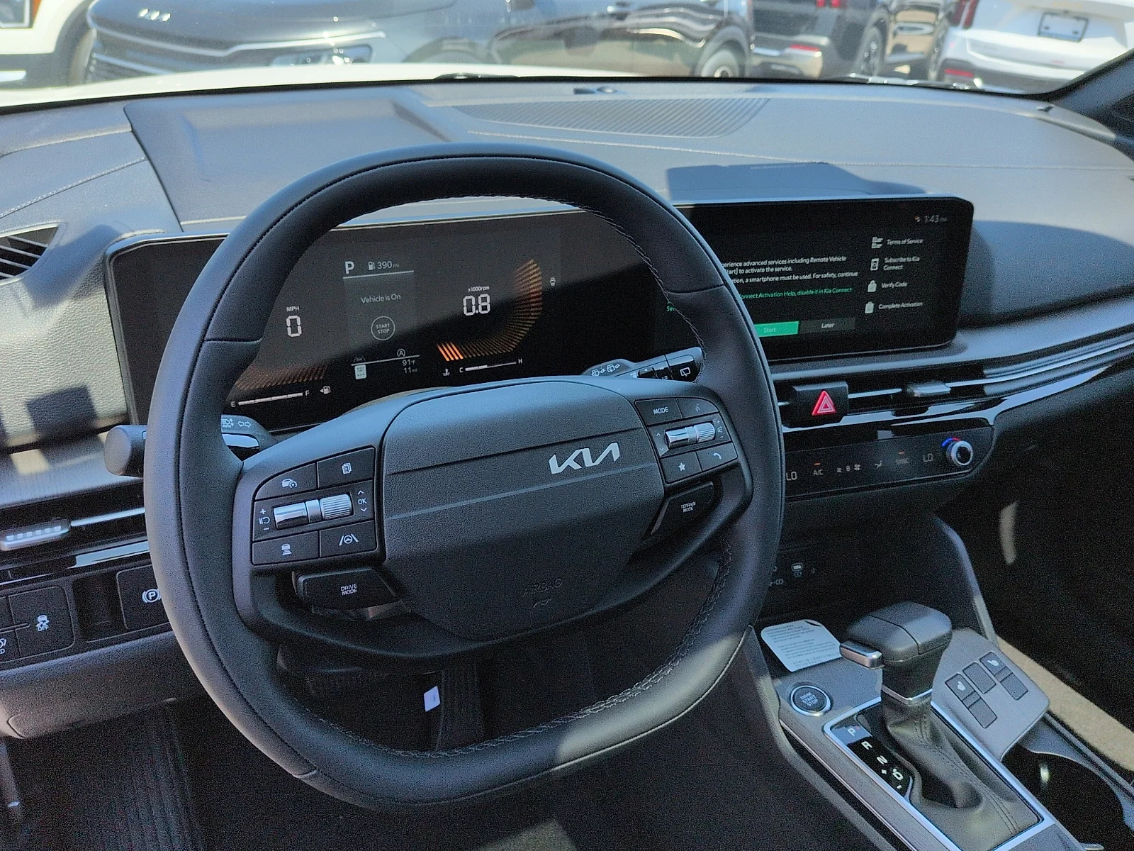 New 2027 Glacial White Pearl/ Black  Kia X-Line image 9