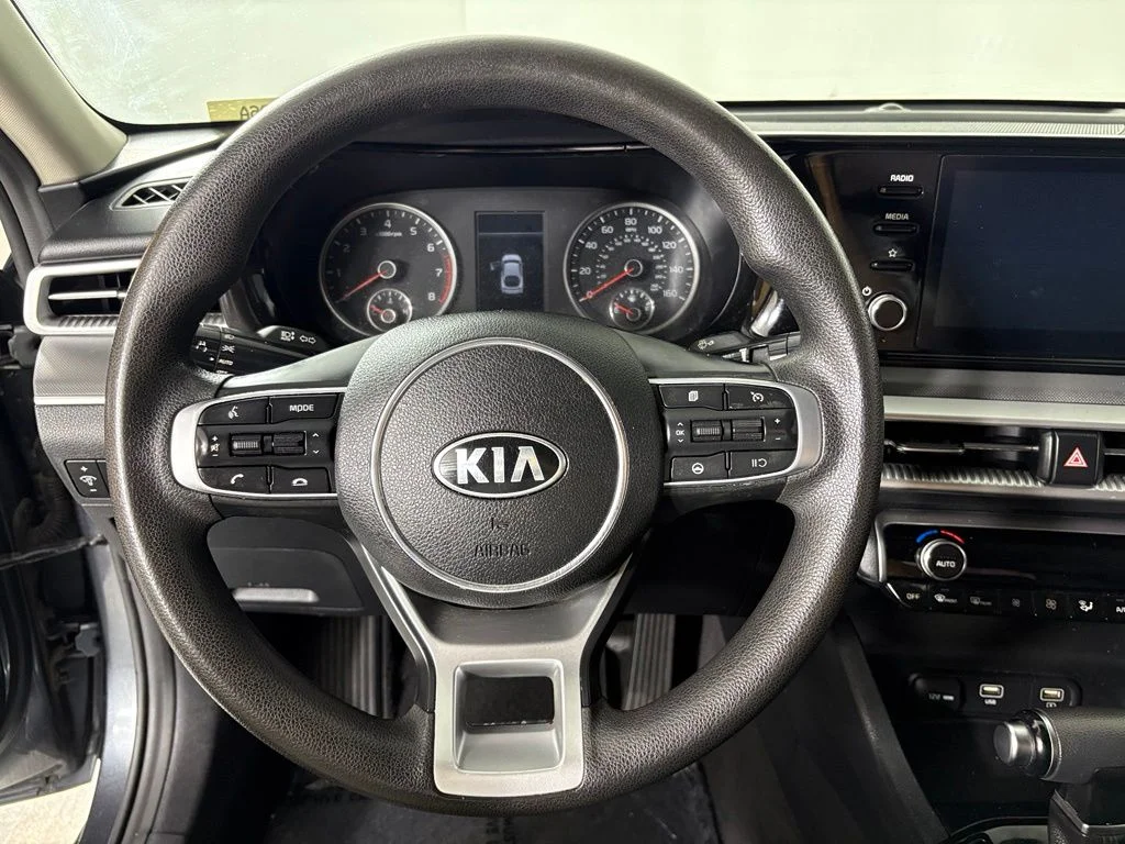 Used 2021 Gray Kia LXS image 21