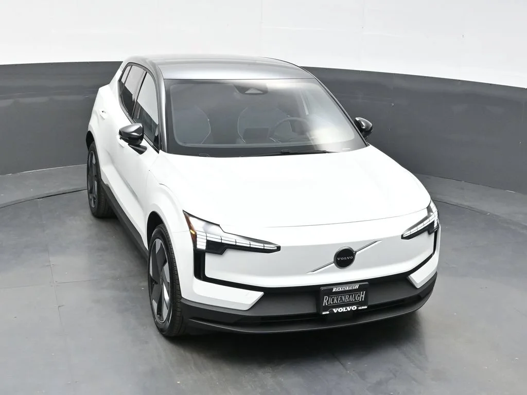 New 2026 White Volvo Twin Motor Performance Plus image 29