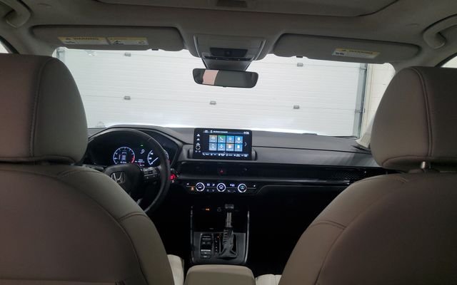 Used 2024 Red Honda EX-L image 25