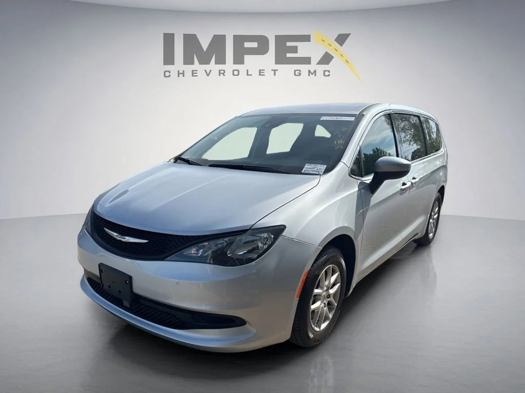 Used 2023 Silver Chrysler LX image 1