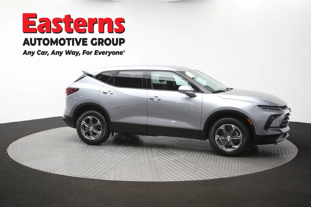 Used 2025 Gray Chevrolet LT image 50