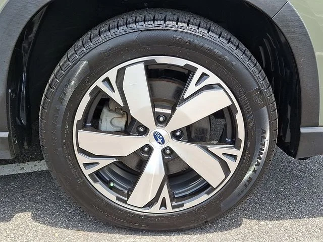 Used 2020 Green Subaru Touring image 9