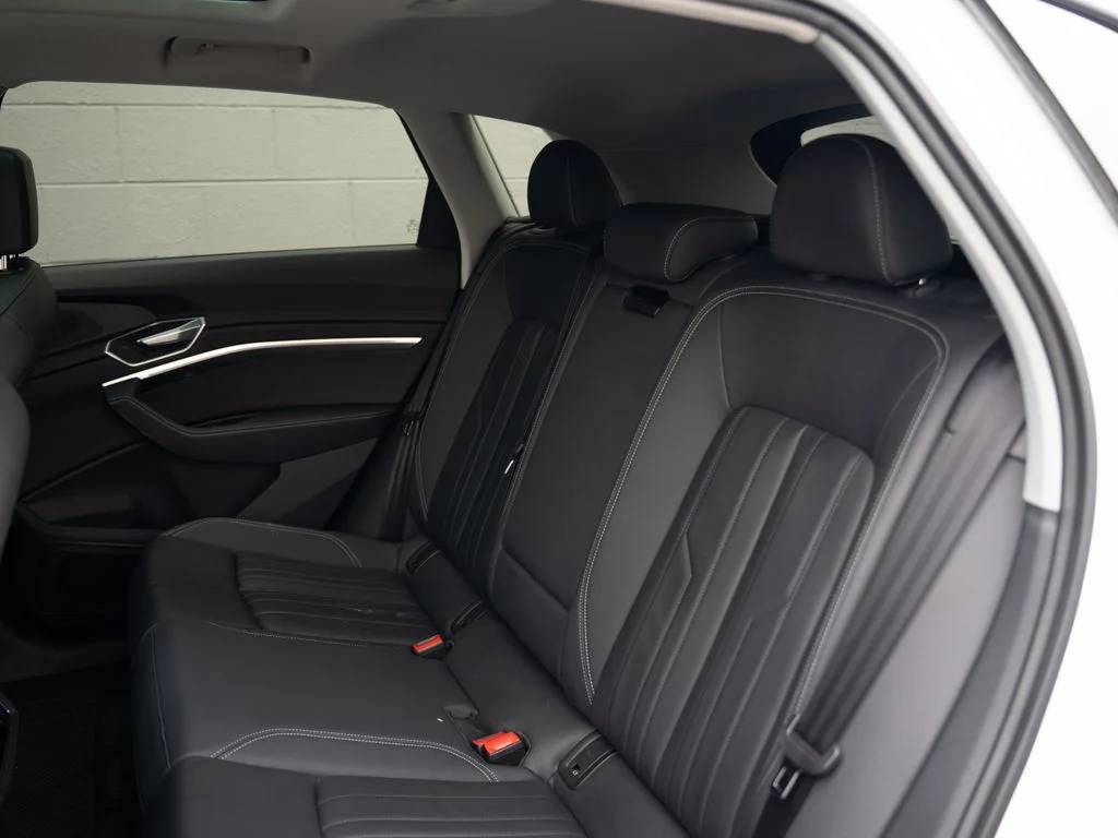 Used 2022 White Audi Premium image 18