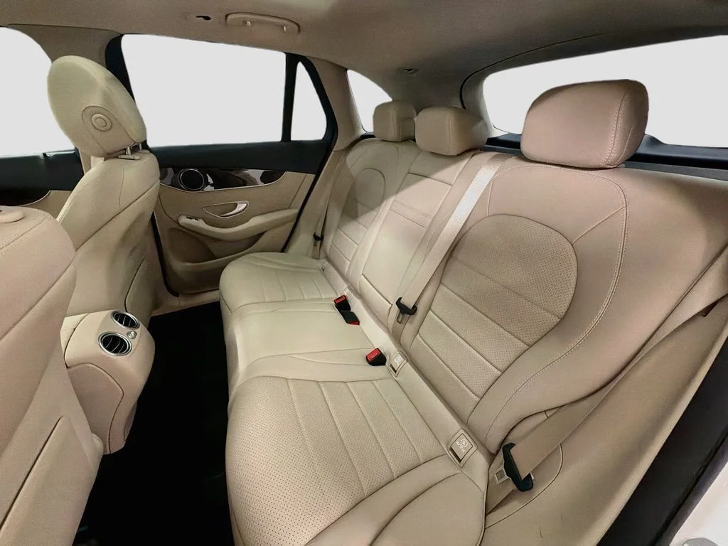Certified Used 2022 Polar White Mercedes-Benz GLC 300 image 23