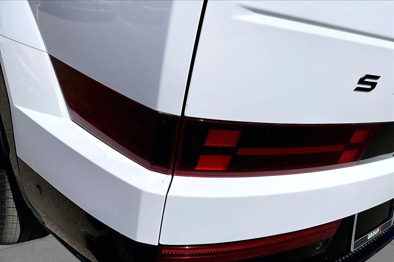 New 2026 Serenity White Hyundai Calligraphy image 13