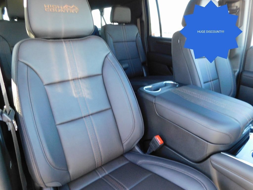 2025 Chevrolet Suburban High Country - Photo 21