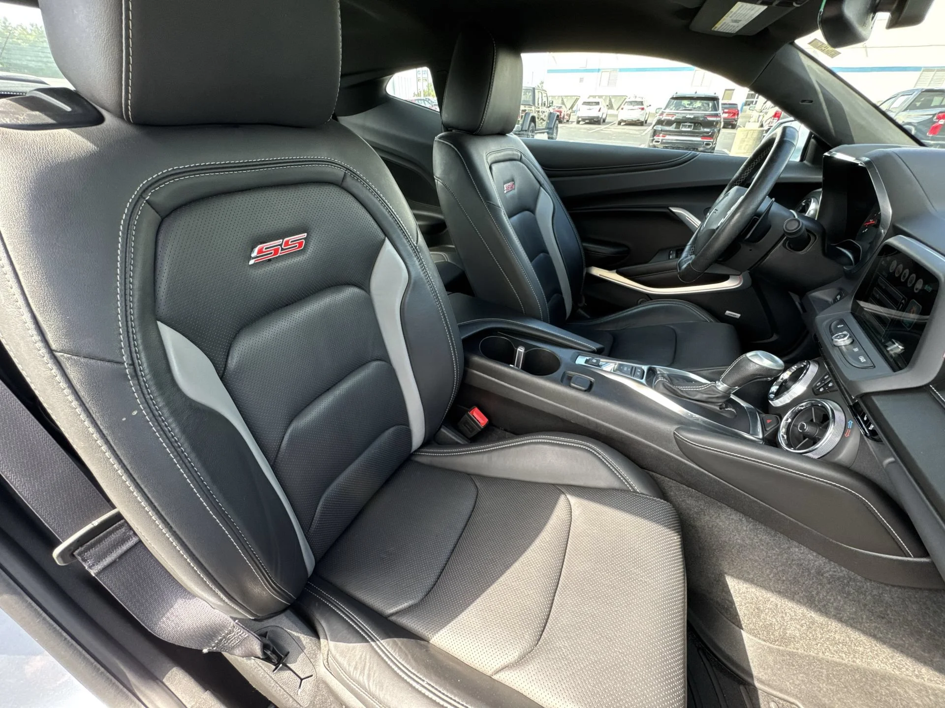 Used 2017 ARCTIC BLUE METALLIC Chevrolet 2SS image 25