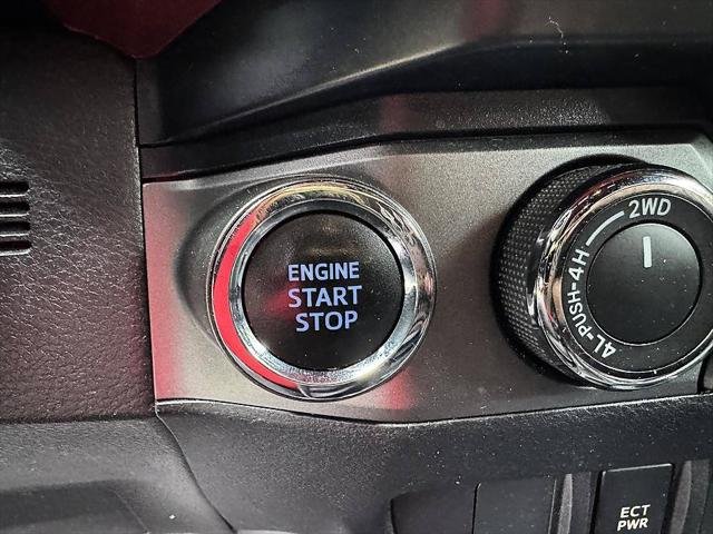 Certified Used 2020 MAGNETIC GRAY MET. Toyota  image 26