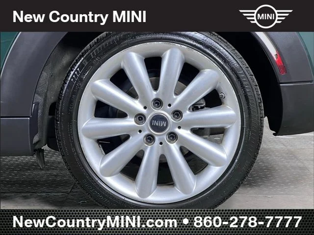Used 2019 Green MINI  image 12