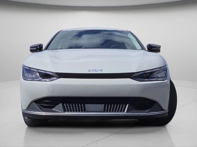 Used 2024 Glacier Kia  image 3