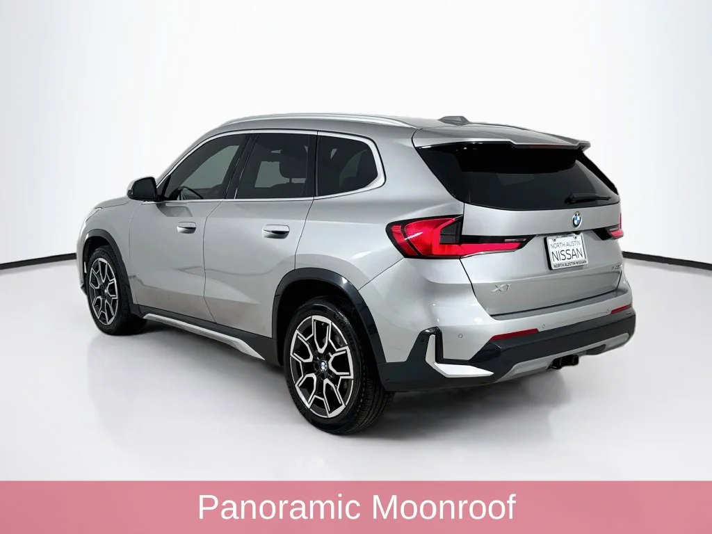 Used 2024 Silver BMW xDrive28i image 5
