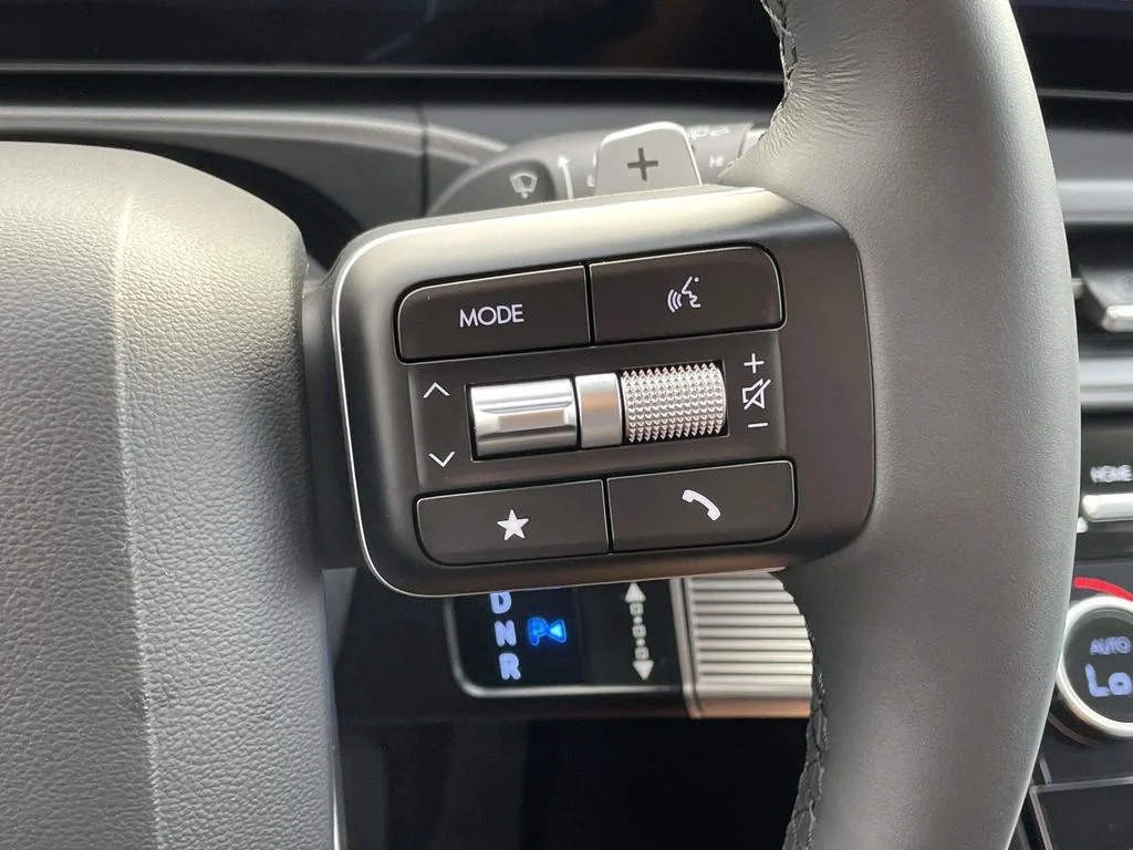 2026 Hyundai Santa Fe SE - Photo 11