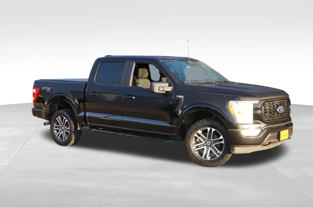 Certified Used 2022 Agate Black Metallic Ford XL image 2