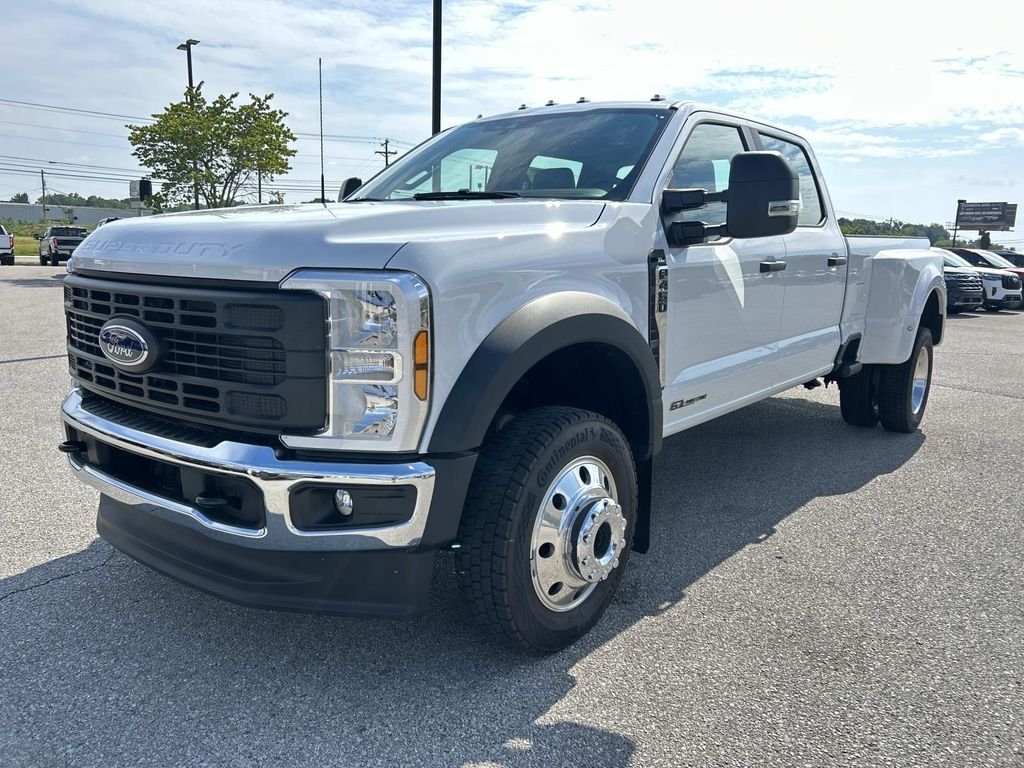New 2026 Oxford White Ford XL image 8
