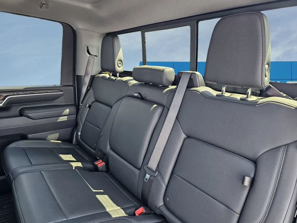 Used 2025 Sterling Metallic GMC SLT image 35