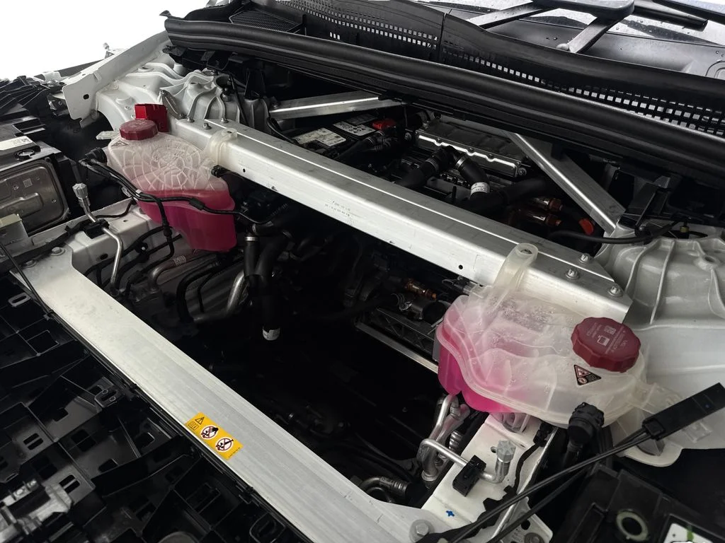 Used 2023 White Mercedes-Benz 450 image 71