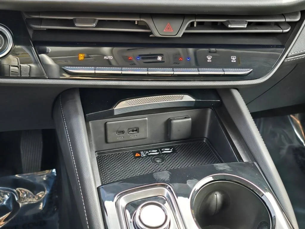 New 2026 Quartz Blue Metallic Buick Avenir image 24