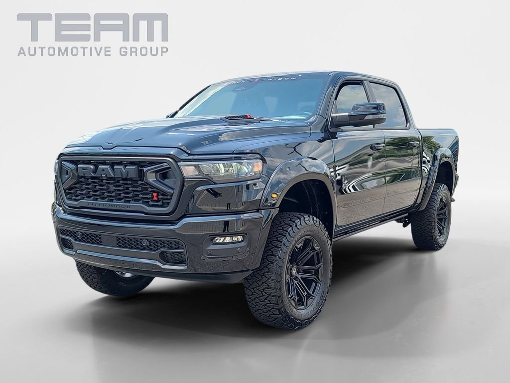 New 2026 Diamond Black Crystal Pearl-Coat Exterior Paint RAM Big Horn/Lone Star image 3