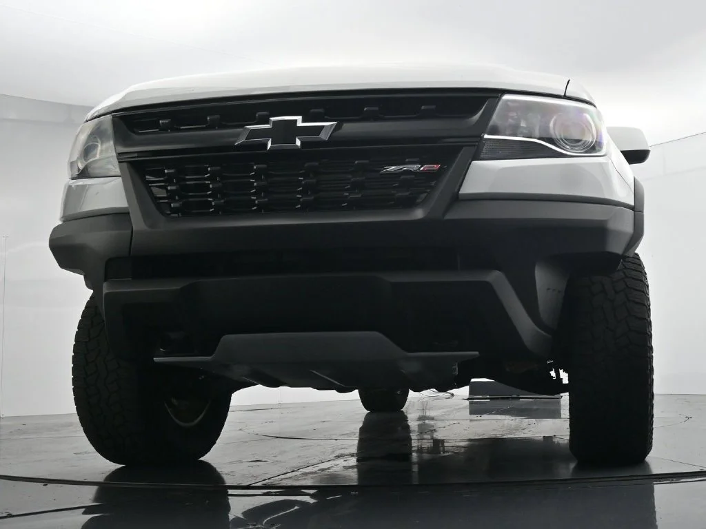 Used 2019 White Chevrolet ZR2 image 18