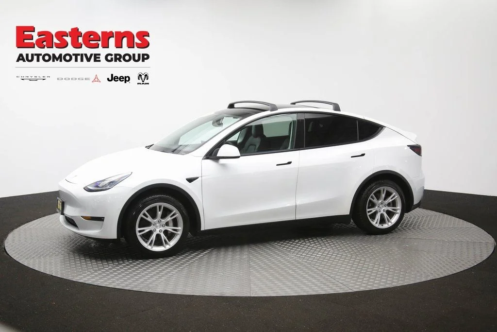 Used 2021 White Tesla Long Range image 54