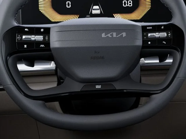 New 2027 White Kia LXS image 22