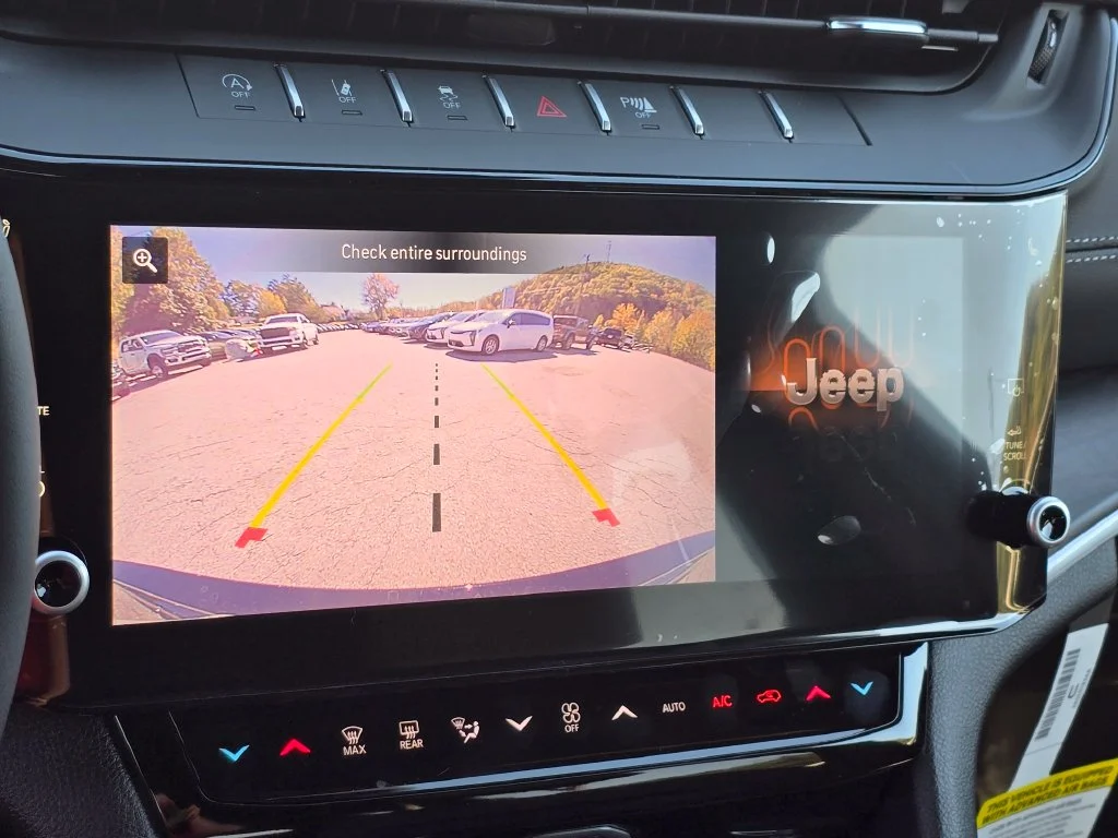 New 2027 Black Jeep Limited image 9