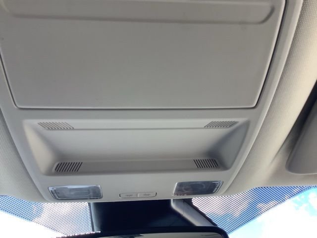 Used 2020 Magnetic Ford XLT image 24