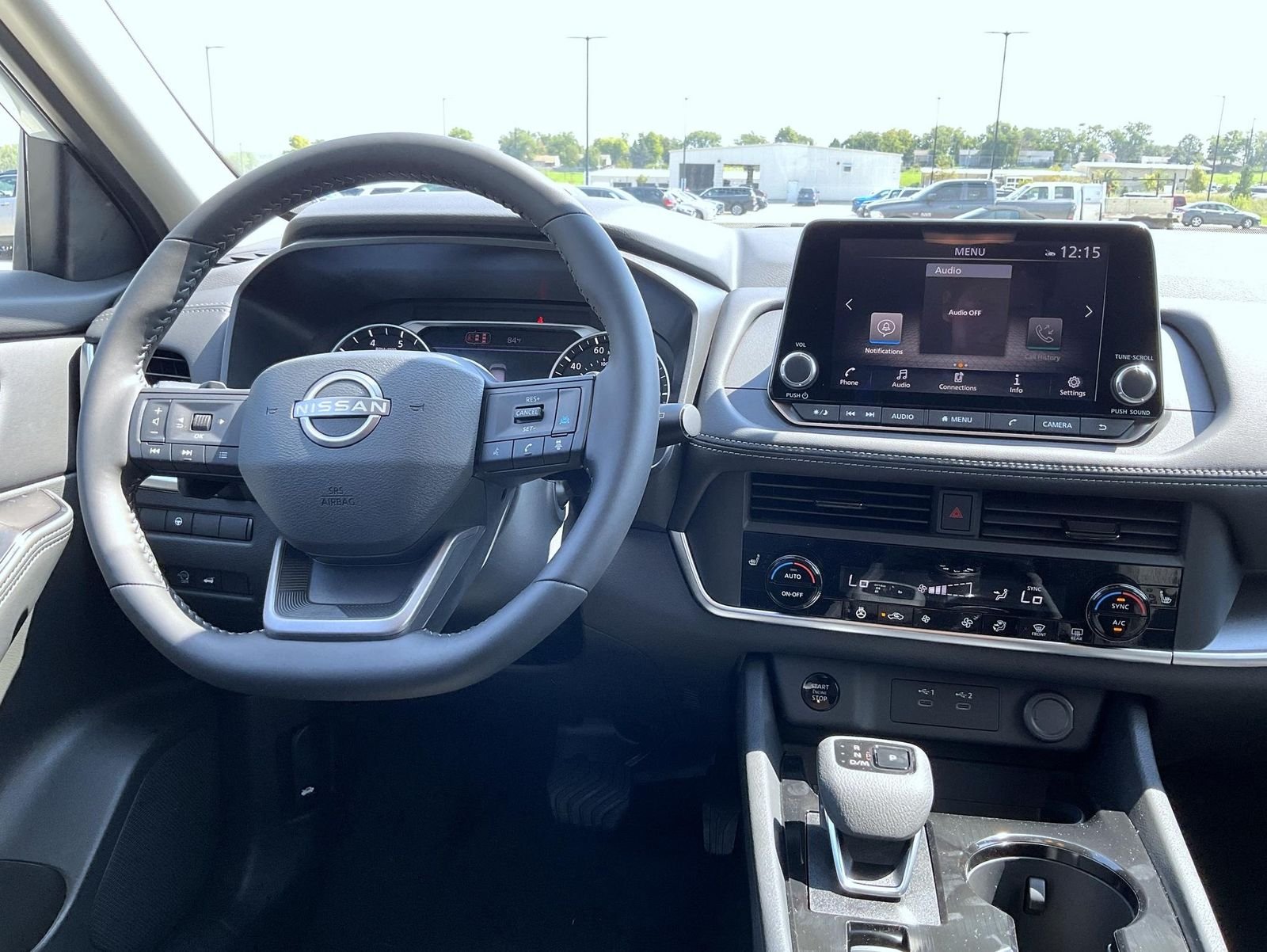 New 2026 Everest White Pearl Tricoat Nissan SV image 14