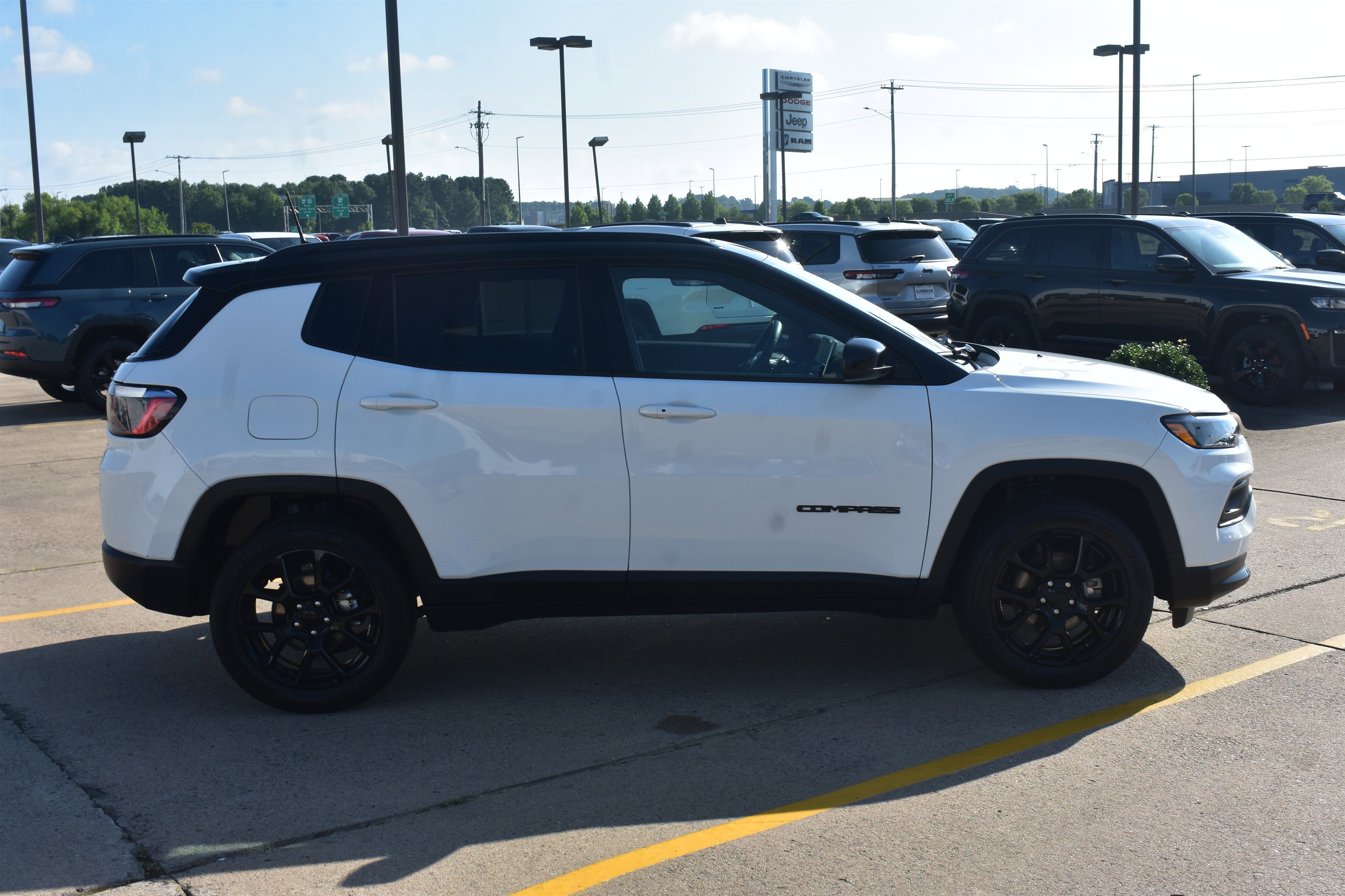 Used 2022 Bright White Clearcoat Jeep Altitude image 4