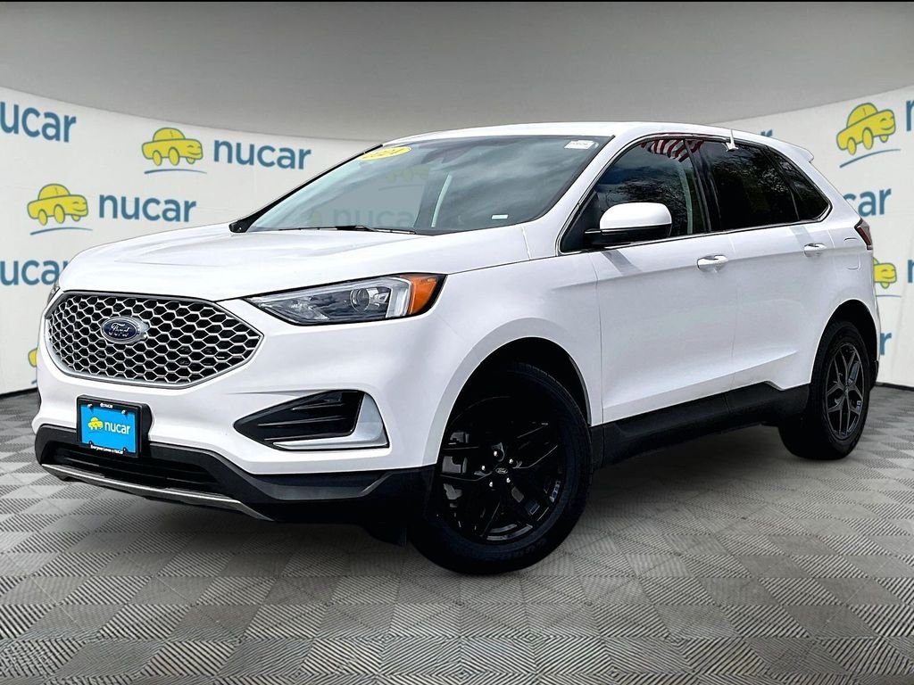 Used 2024 White Ford SEL image 3