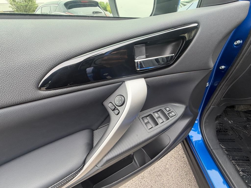 Used 2026  Mitsubishi Black Edition image 11