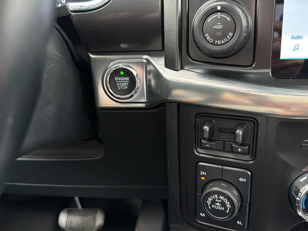 Used 2021 Silver Ford Lariat image 20