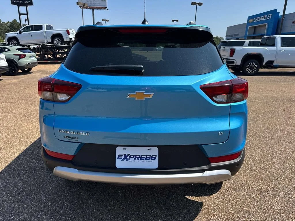 New 2026 Marina Blue Metallic Chevrolet LT image 7