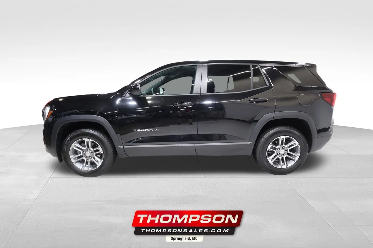 2026 GMC Terrain Elevation FWD's photo
