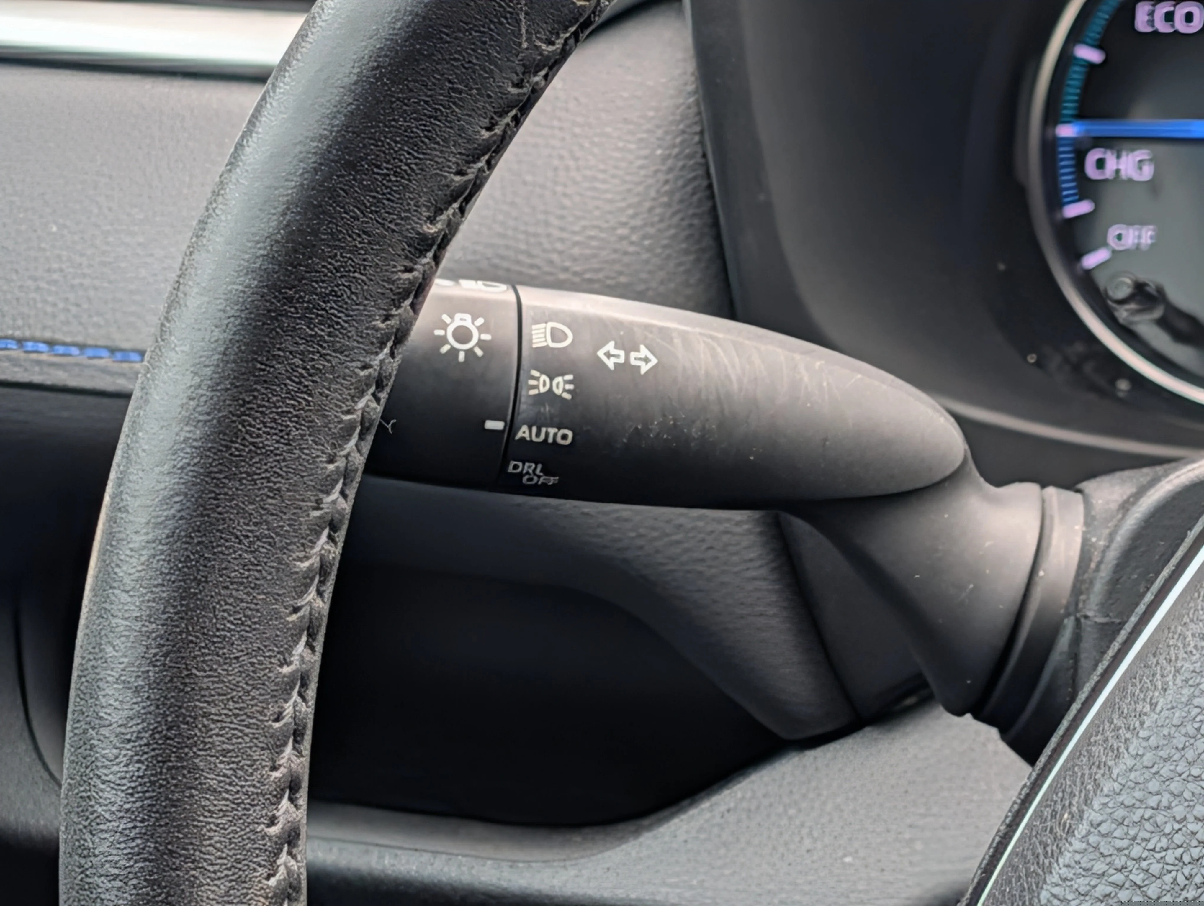 Used 2022 Magnetic Gray Metallic Toyota Hybrid SE image 23