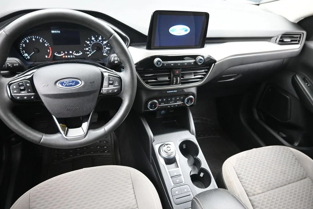 Certified Used 2022 White Ford SE image 14