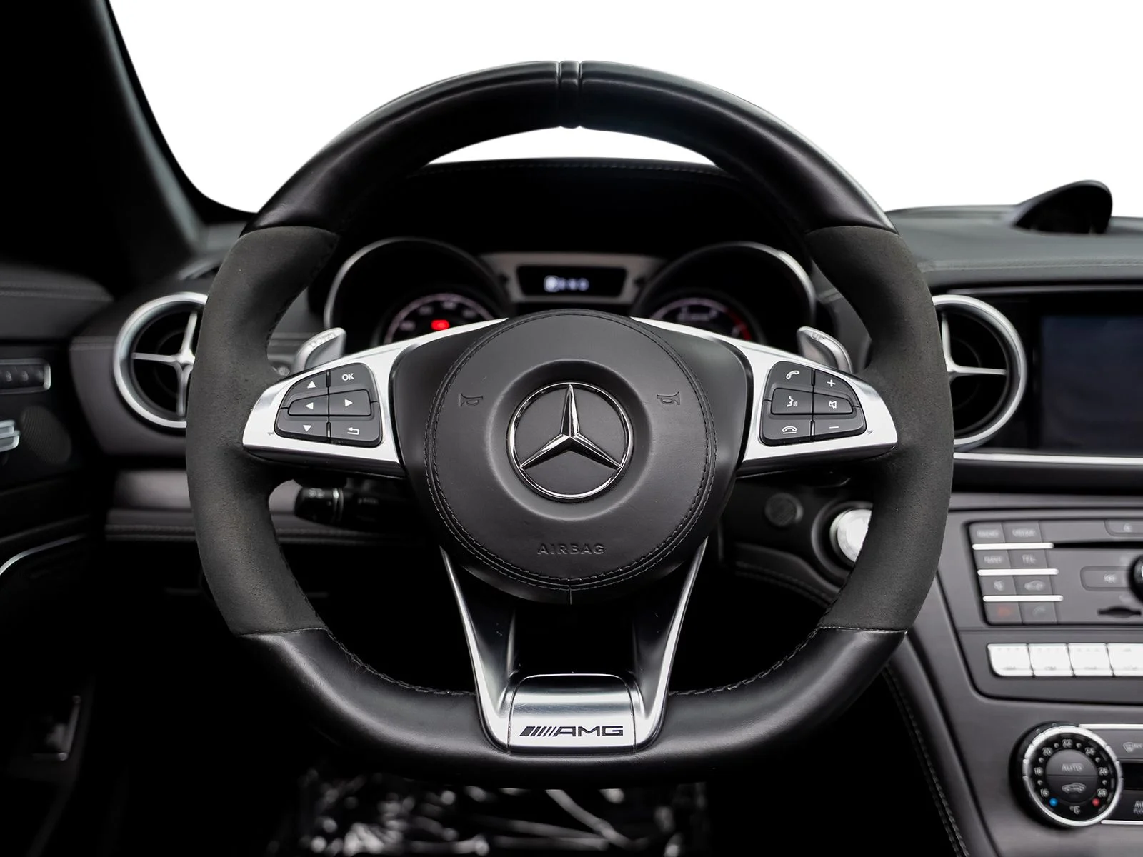 Used 2017 White Mercedes-Benz SL 63 AMG® image 4