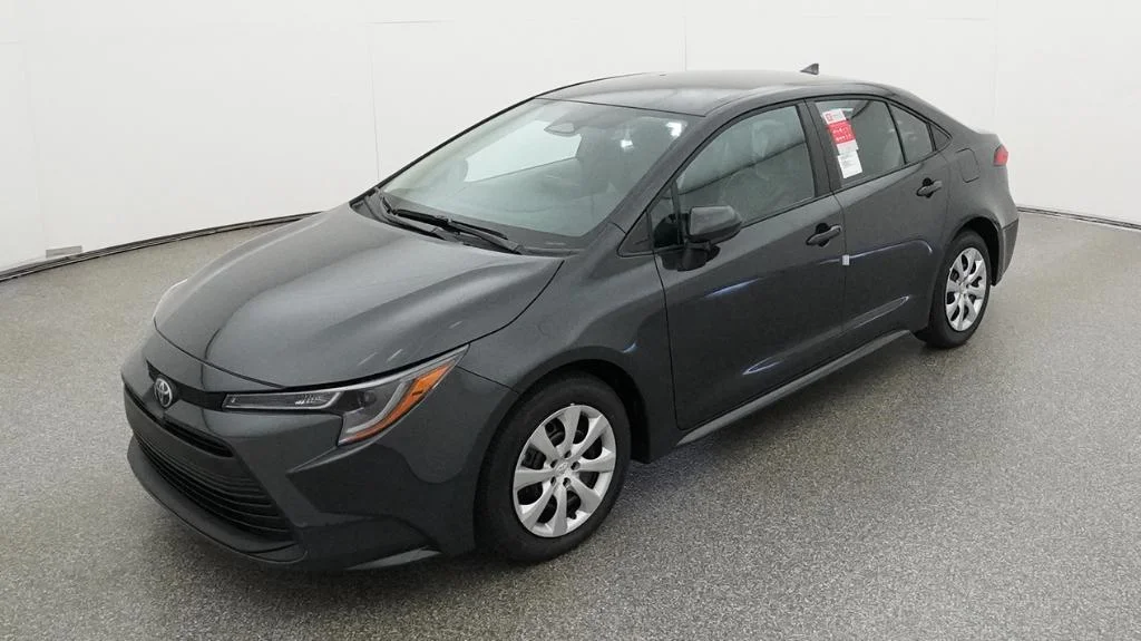 2026 Toyota Corolla LE CVT's photo