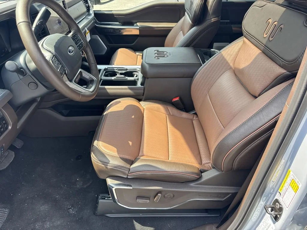 New 2026 Gray Ford King Ranch image 9
