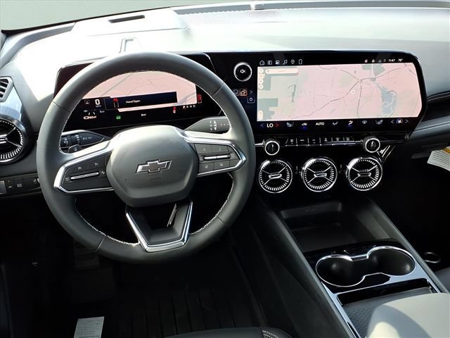 New 2026 Summit White Chevrolet LT image 17