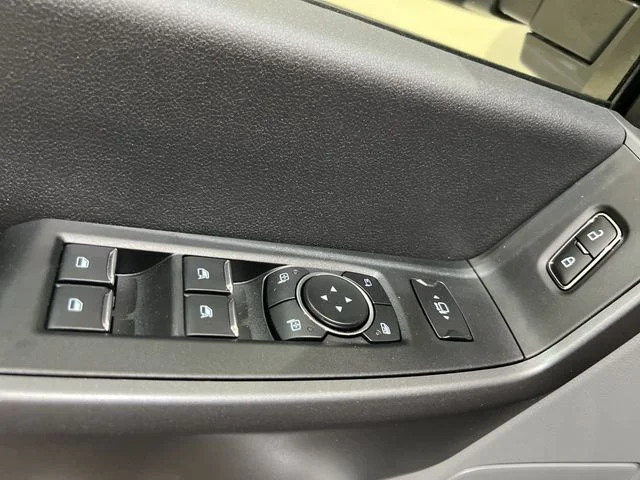 New 2026 Silver Ford XLT image 19