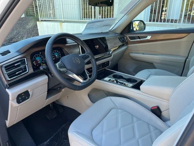 2026 Volkswagen Atlas SE - Photo 6