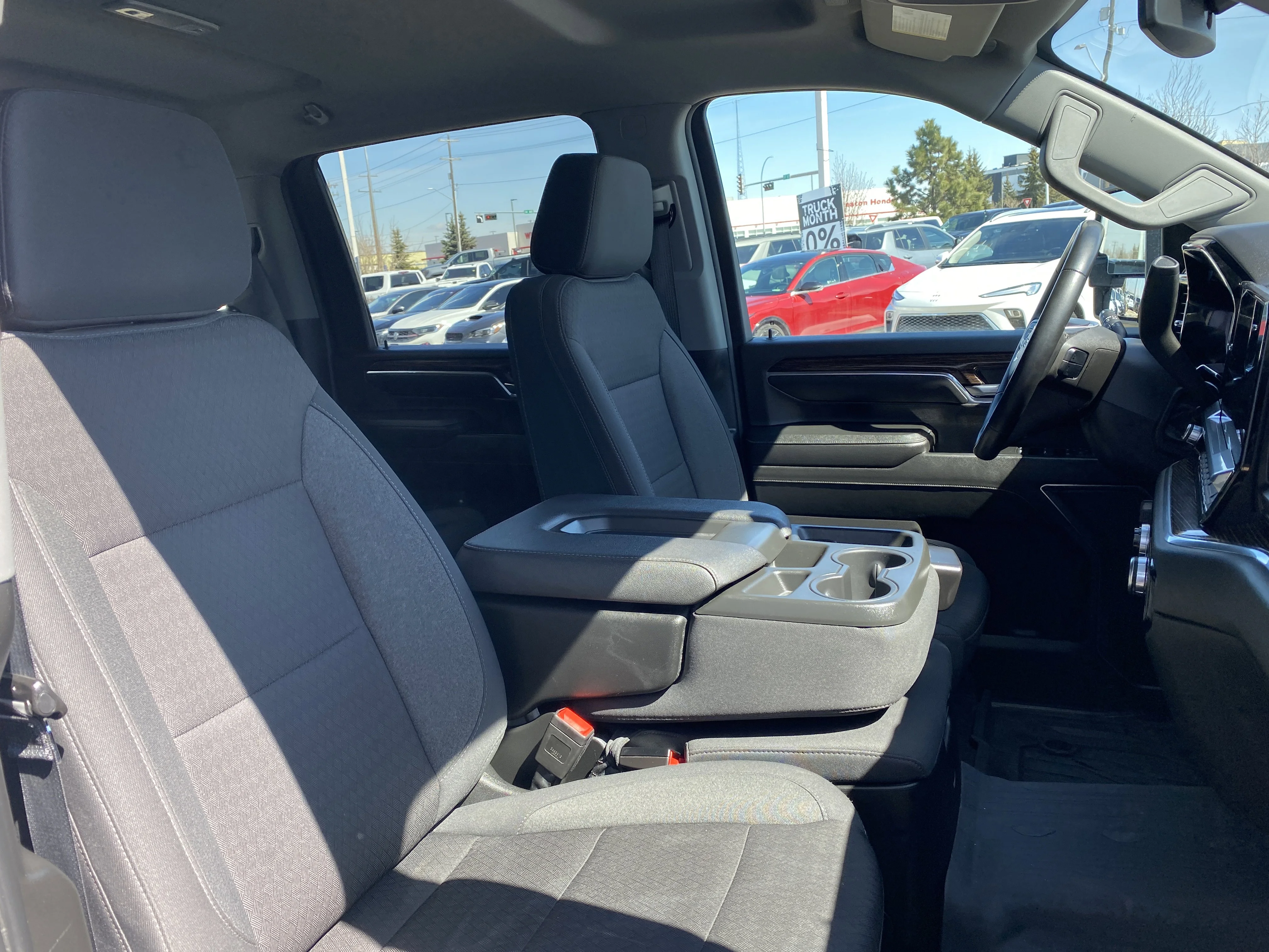 Used 2024 White GMC Crew Cab SLE image 21