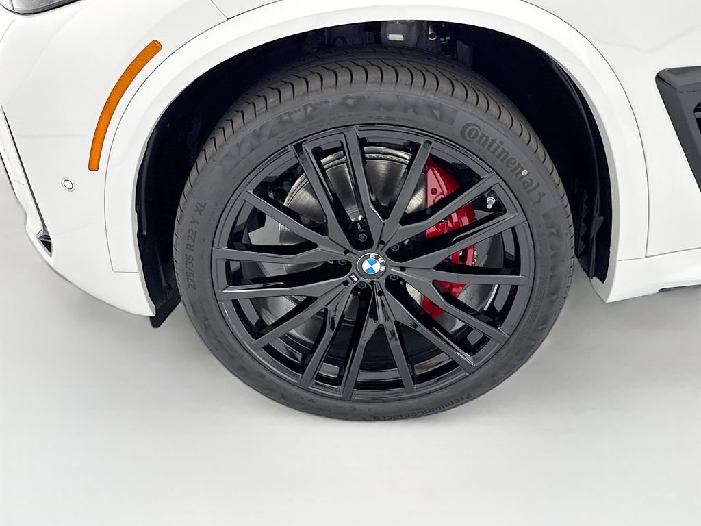 New 2026 Alpine White BMW sDrive40i image 29