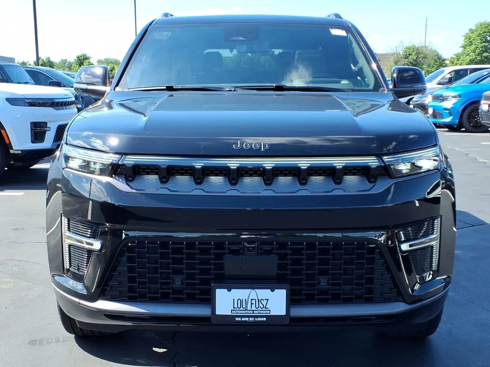 New 2026 High Gloss Black Exterior Paint Jeep Summit Obsidian image 24