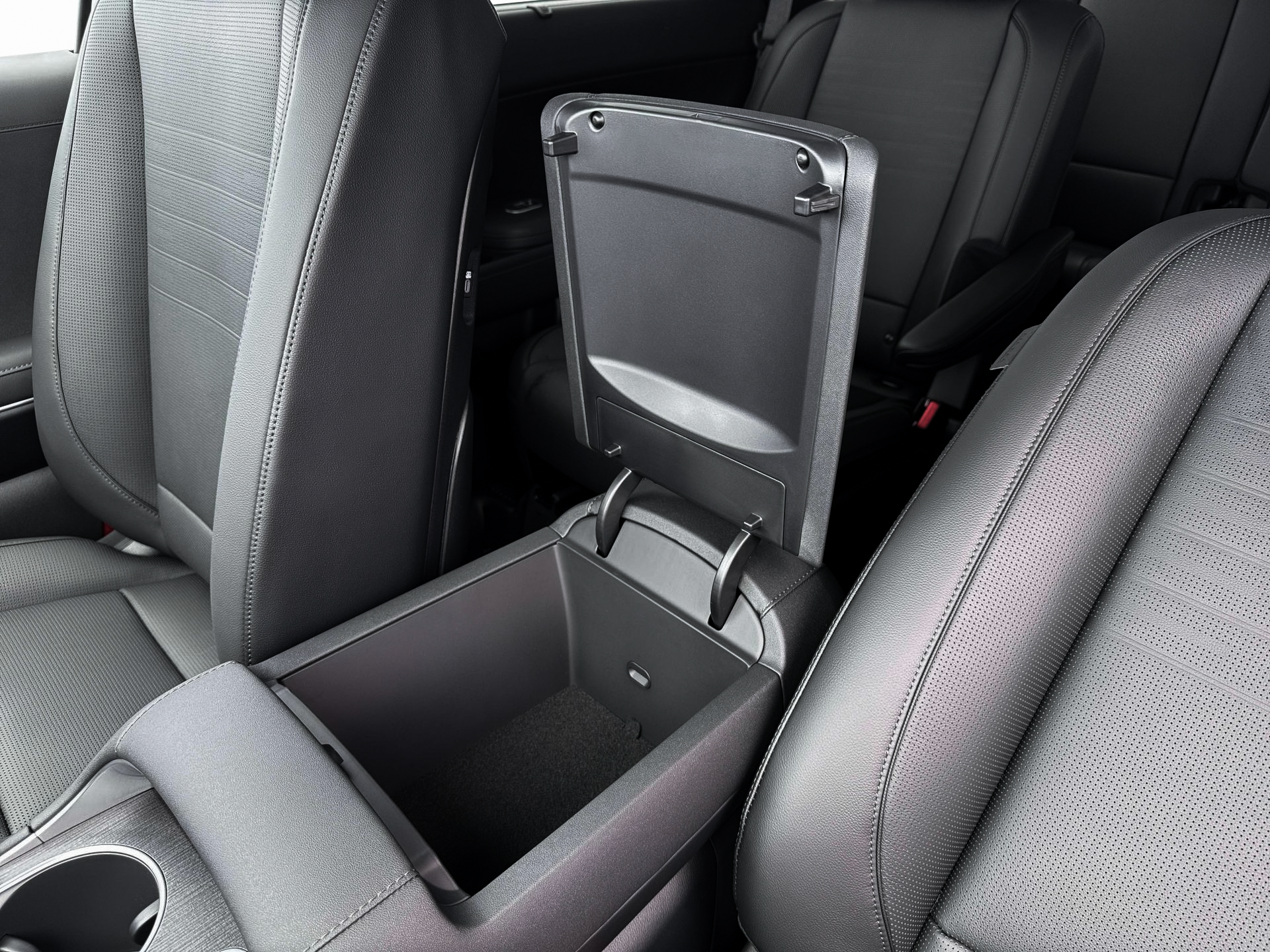 New 2026 Ecotronic Gray Pearl Hyundai Limited FWD image 19