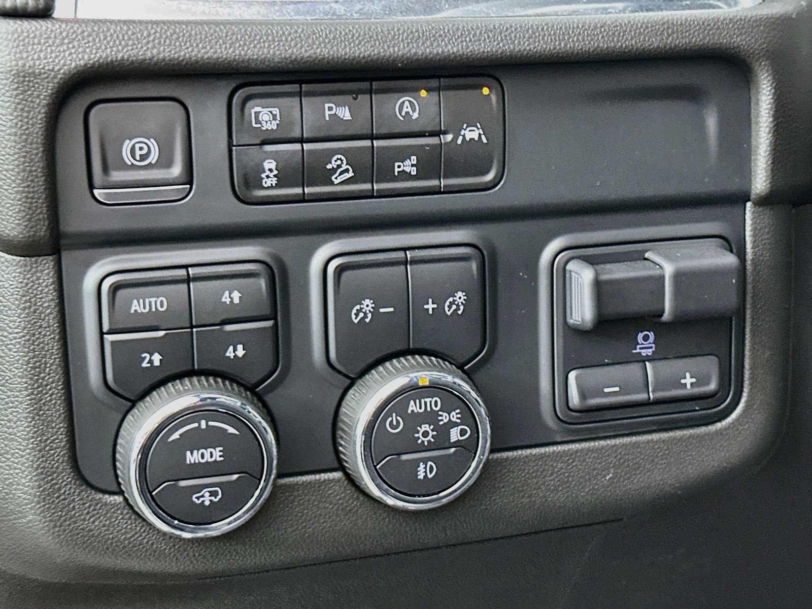 Used 2025 Dark Ash Metallic Chevrolet RST image 10