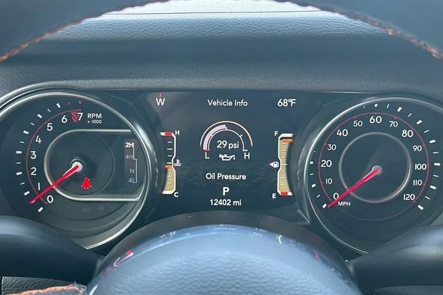 Used 2021 White Jeep Mojave image 21